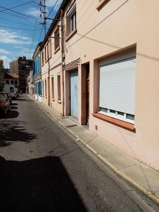 Le Central Montauban Esterno foto